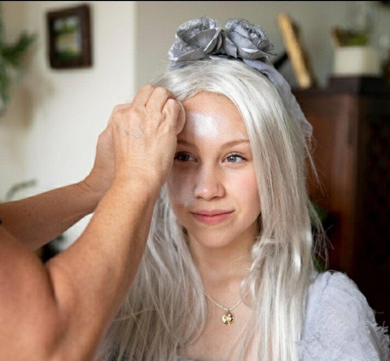 how to get hair dye off skin