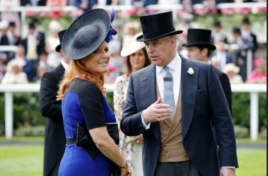 Buckingham Palace Reconsiders a Tiny, But Telling Change: Hyphen or No&hellip;